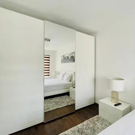 Apartment Mountain *